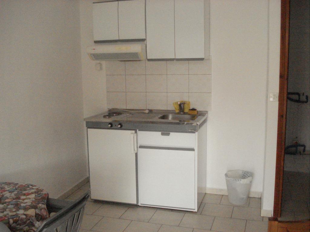 Apartments Stavroula Ηospitality Врасна Стая снимка