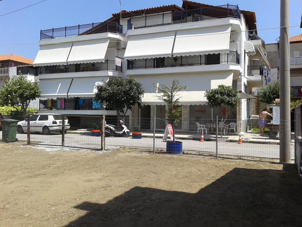 Apartments Stavroula Ηospitality Врасна Екстериор снимка