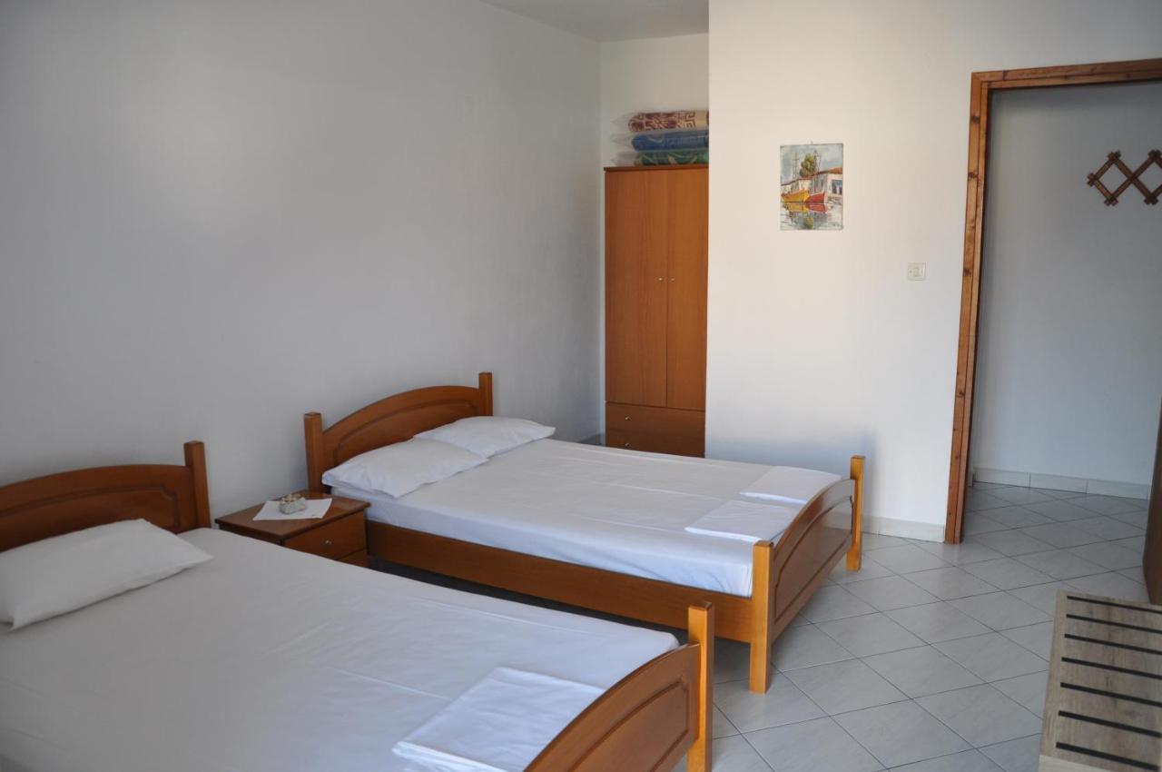 Apartments Stavroula Ηospitality Врасна Стая снимка